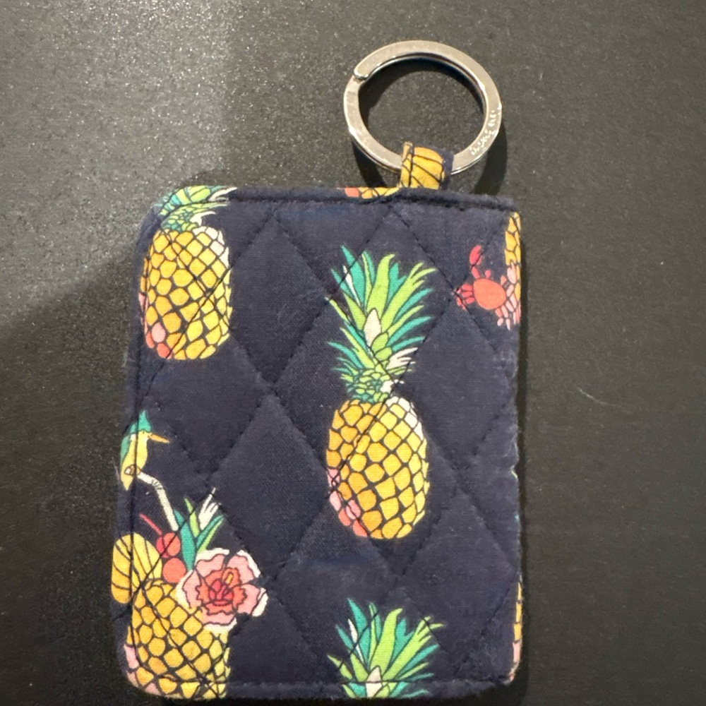 Vera Bradley Quilted Pineapple Print ID Holder Wallet Keychain | Card Case - Picture 2 of 7